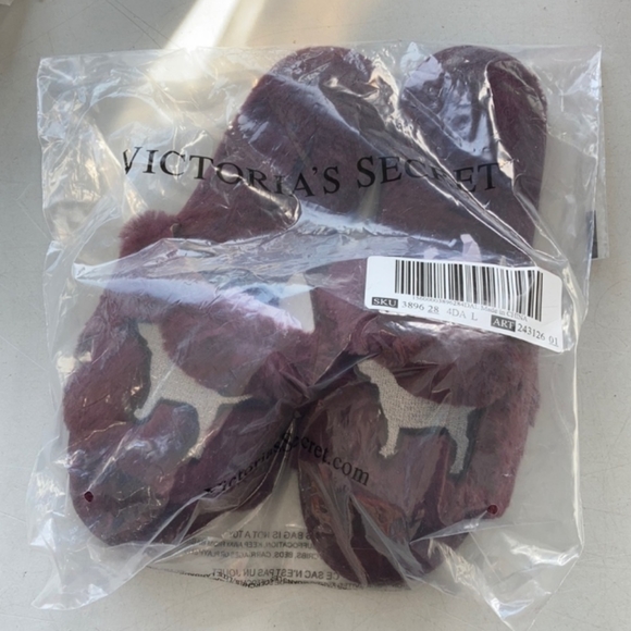PINK Victoria's secret VS Burgundy Fur Cozy Slippers NWT Large 10 - Picture 9 of 11